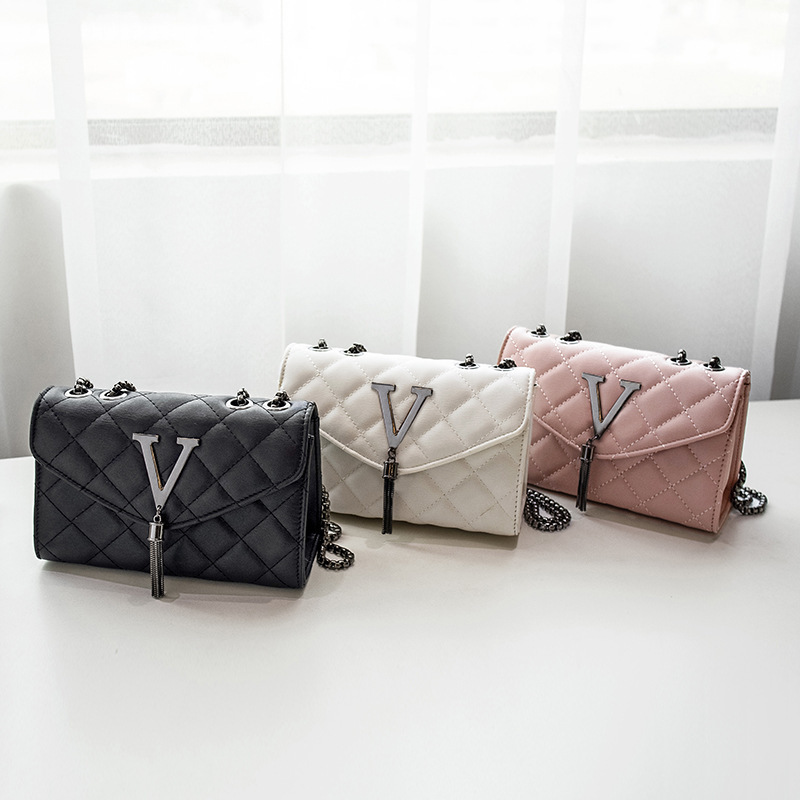 Black Luxury Handbags And Purs - Luxury Quilted Bags บทวิจารณ์และราคา
