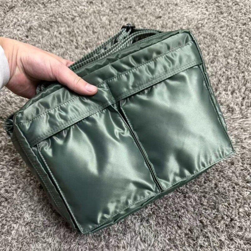 Luxury Ultra Light Quilted Nyl - Luxury Quilted Bags บทวิจารณ์และราคา